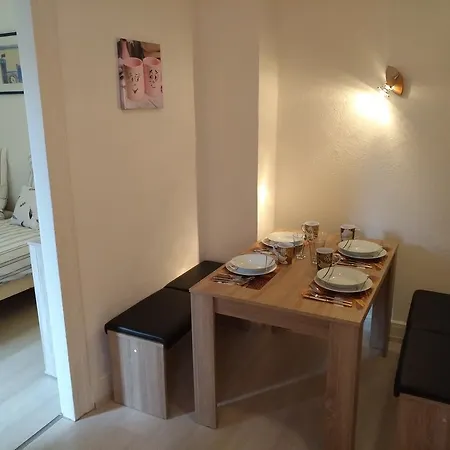 Wohlfuhl Am Helios Apartman *